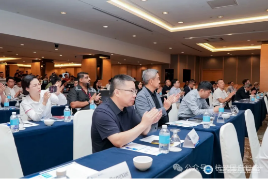 轉載杭叉國自智能：實力亮相第七屆國際移動機器人集成應用大會34.png